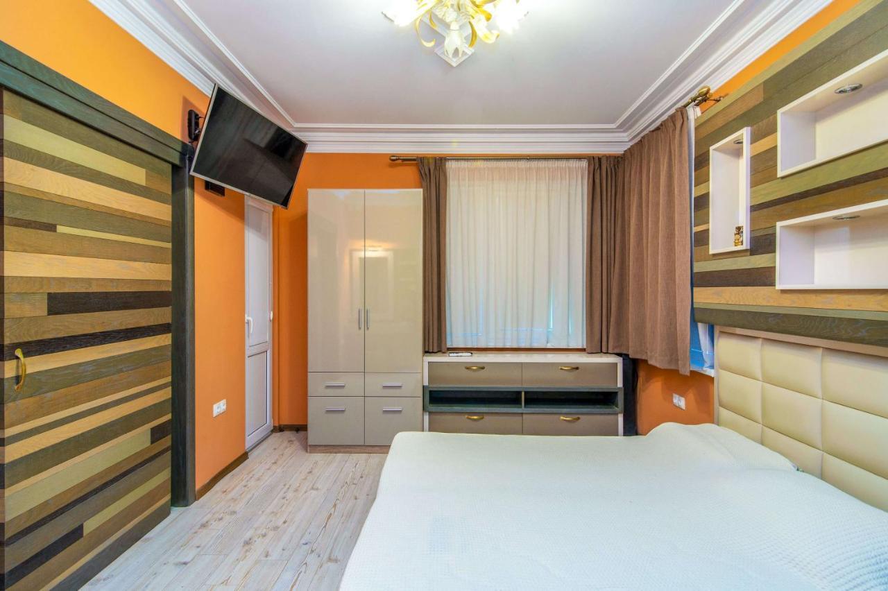 Appartement Central Shabby Chic Flat Close To Paid Parking à Varna Extérieur photo
