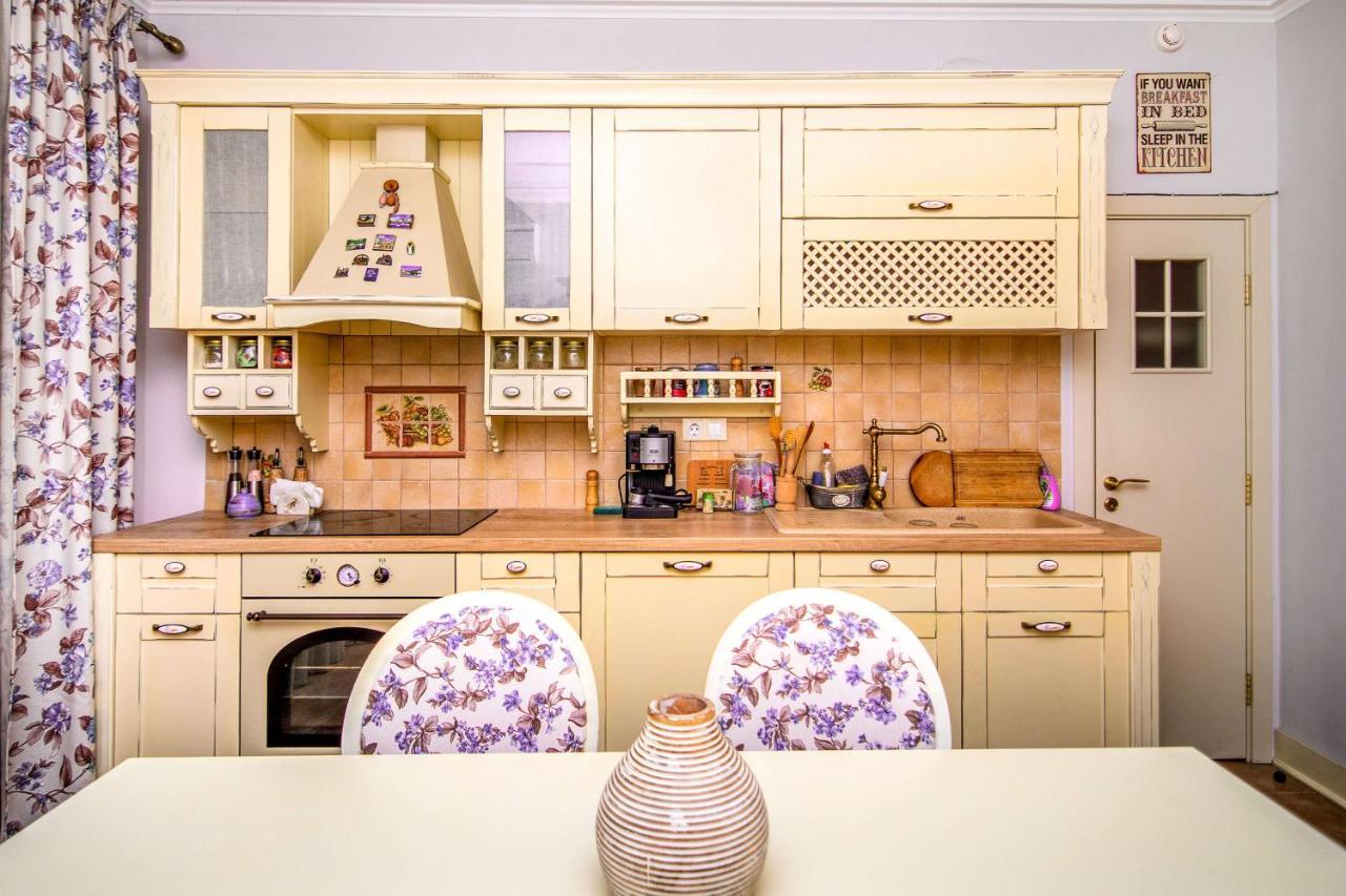 Appartement Central Shabby Chic Flat Close To Paid Parking à Varna Extérieur photo