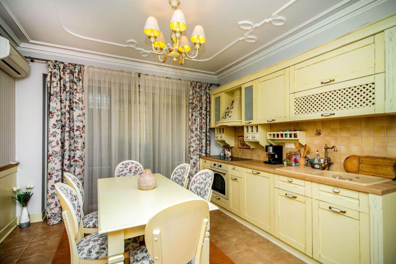 Appartement Central Shabby Chic Flat Close To Paid Parking à Varna Extérieur photo